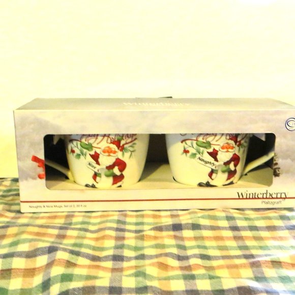 Pfaltzgraff Winterberry Naughty And Nice Mug Set New In Box Never Used - Picture 1 of 9